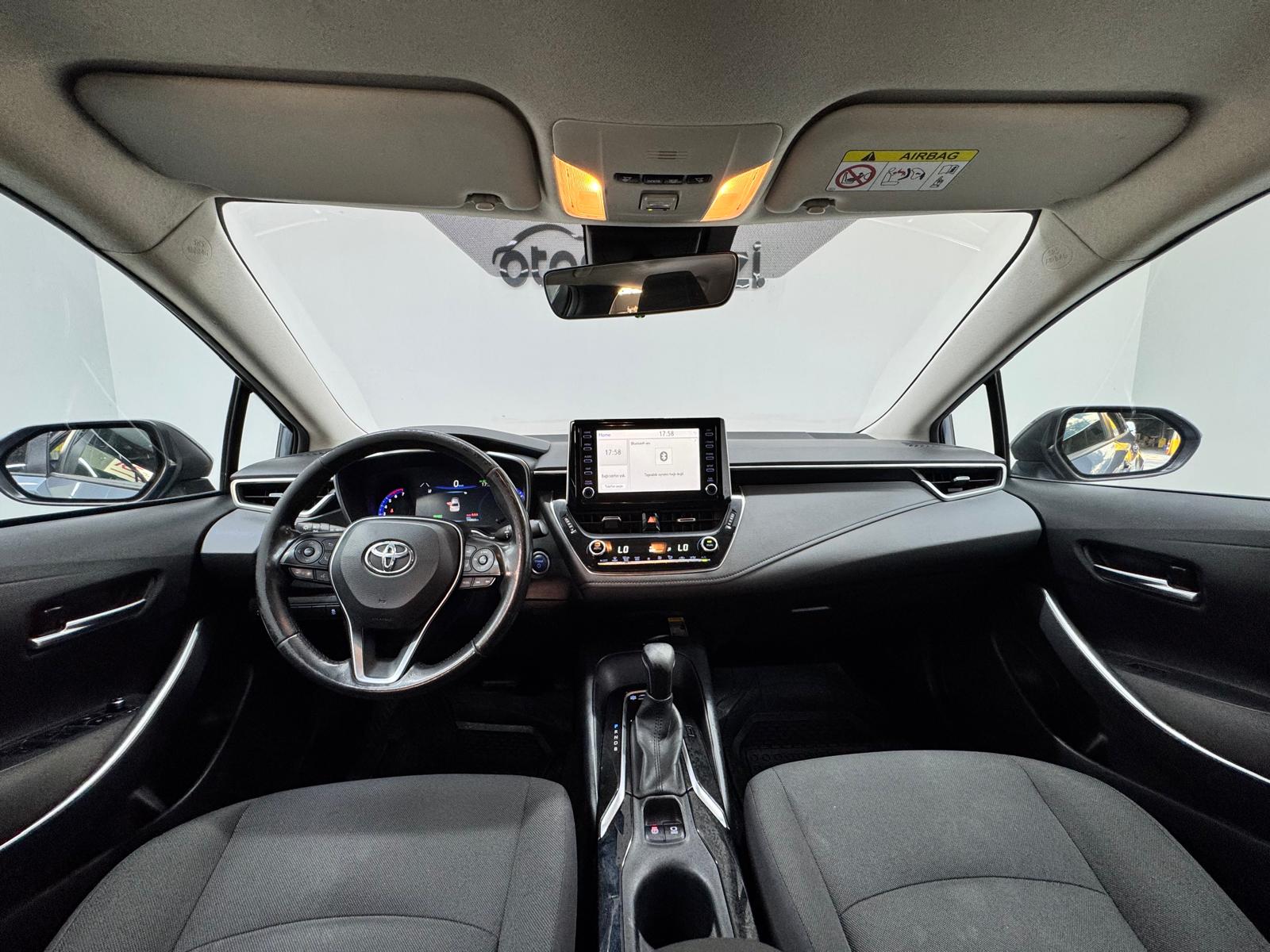 TOYOTA COROLLA 13